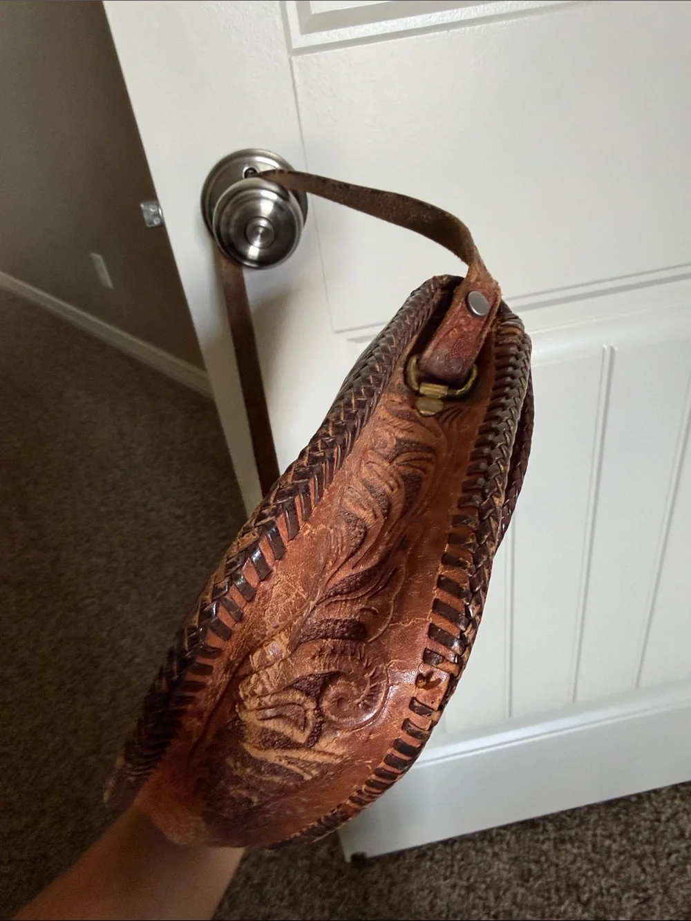 Vintage 70s Tooled Leather Floral Crossbody Purse 🤎 Western Boho